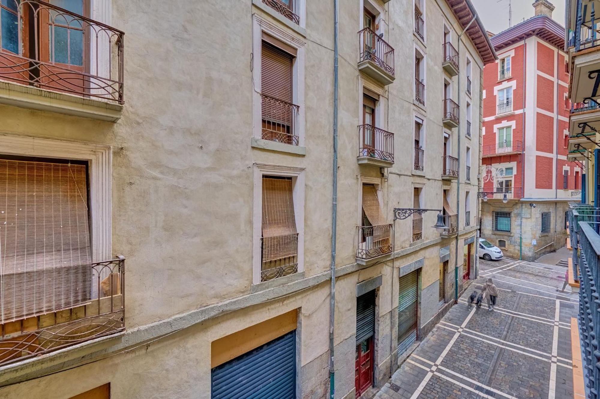Ferienwohnung Bajada De Javier Pamplona Exterior foto